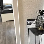 Lägenhet Vaz Haus Langerfeld Fuer Monteure, Tv, Wlan, Kueche, Nahe 3m Und Ede