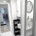 Vaz Haus Langerfeld Fuer Monteure, Tv, Wlan, Kueche, Nahe 3m Und Ede *
