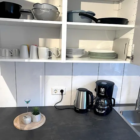 Apartamento Vaz Langerfeld Für Fachkräfte Und Monteure, Tv, Wlan, Küche, Nahe 3m Und Ede