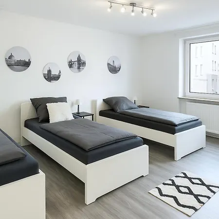 아파트 Vaz Haus Langerfeld Fuer Monteure, Tv, Wlan, Kueche, Nahe 3m Und Ede *