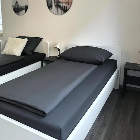 Vaz Apartments Haus Langerfeld Fuer Monteure, Tv, Wlan, Kueche, Nahe 3M Und Ede * וופרטל