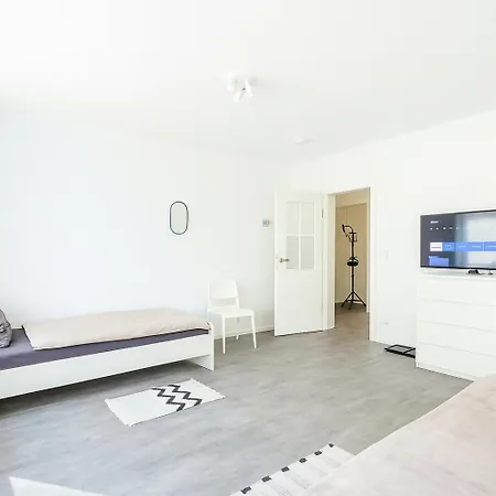 Vaz Apartments Haus Langerfeld Fuer Monteure, Tv, Wlan, Kueche, Nahe 3M Und Ede דירה