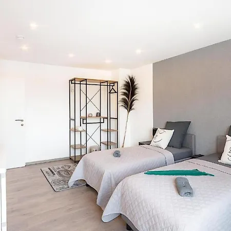 아파트 Vaz Haus Langerfeld Fuer Monteure, Tv, Wlan, Kueche, Nahe 3m Und Ede *