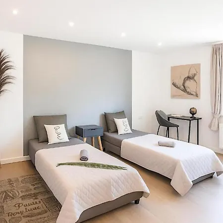 Vaz Haus Langerfeld Fuer Monteure, Tv, Wlan, Kueche, Nahe 3m Und Ede *