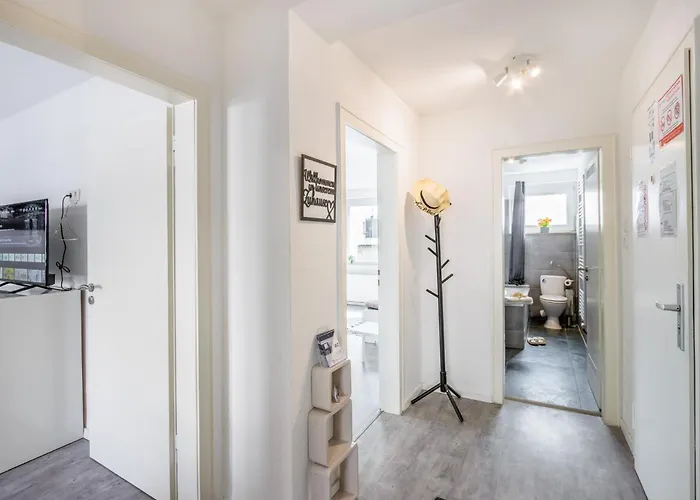 Vaz Haus Langerfeld Fuer Monteure, Tv, Wlan, Kueche, Nahe 3m Und Ede *