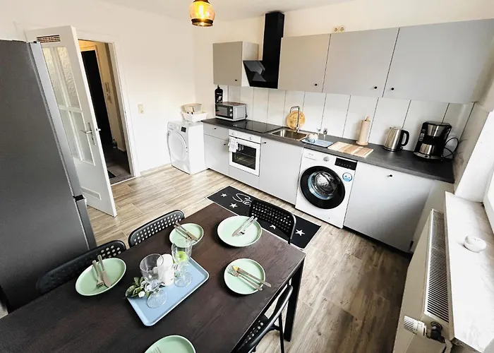 Vaz Haus Langerfeld Fuer Monteure, Tv, Wlan, Kueche, Nahe 3m Und Ede Appartement