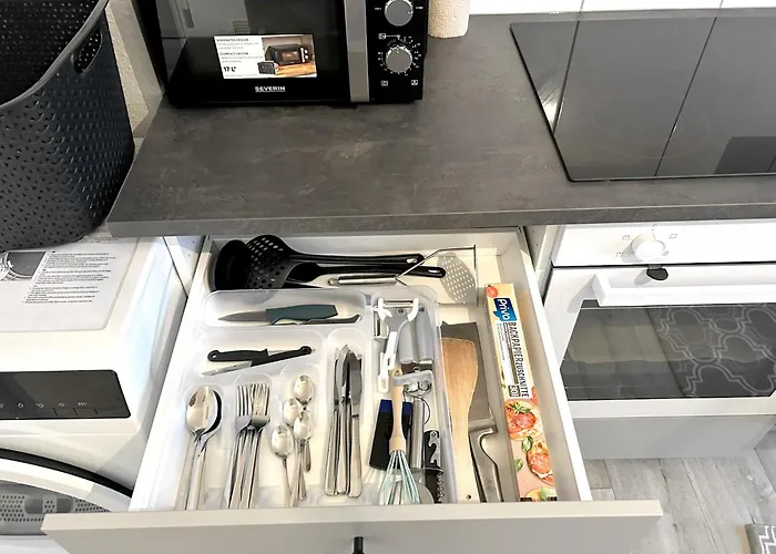 Vaz Haus Langerfeld Fuer Monteure, Tv, Wlan, Kueche, Nahe 3m Und Ede *