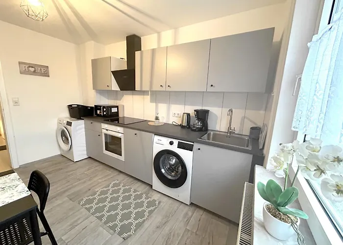 Vaz Haus Langerfeld Fuer Monteure, Tv, Wlan, Kueche, Nahe 3m Und Ede Wuppertal