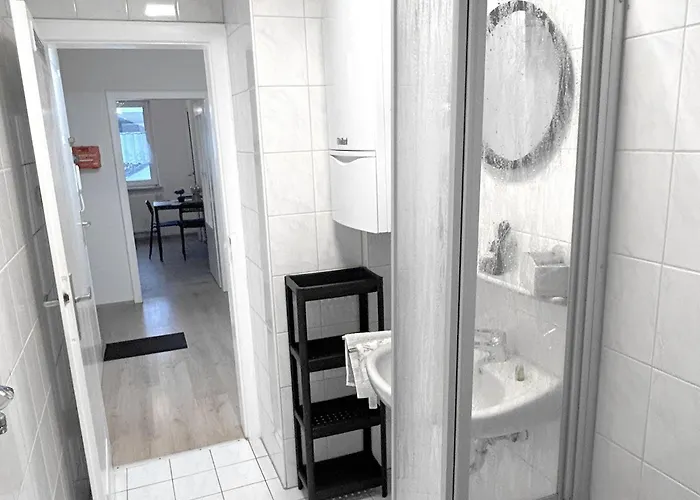 Vaz Haus Langerfeld Fuer Monteure, Tv, Wlan, Kueche, Nahe 3m Und Ede *