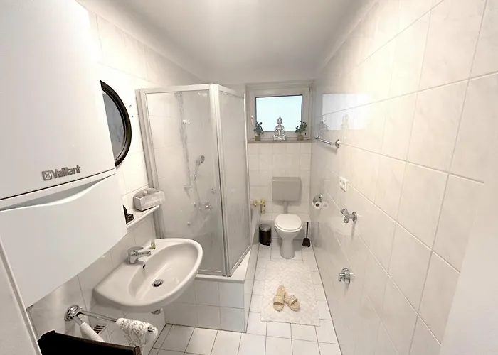 Vaz Haus Langerfeld Fuer Monteure, Tv, Wlan, Kueche, Nahe 3m Und Ede Appartement