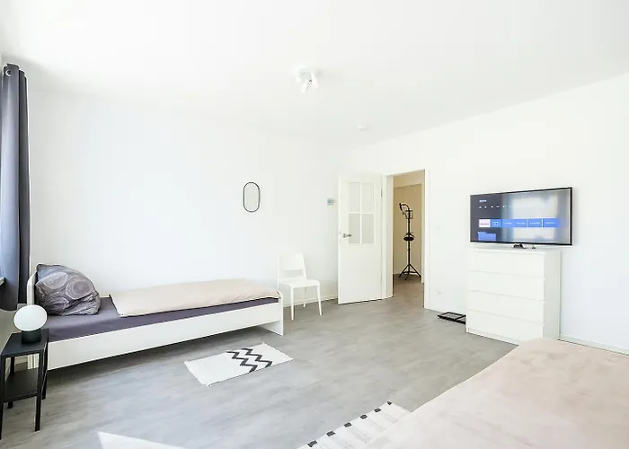 Vaz Haus Langerfeld Fuer Monteure, Tv, Wlan, Kueche, Nahe 3m Und Ede Appartement
