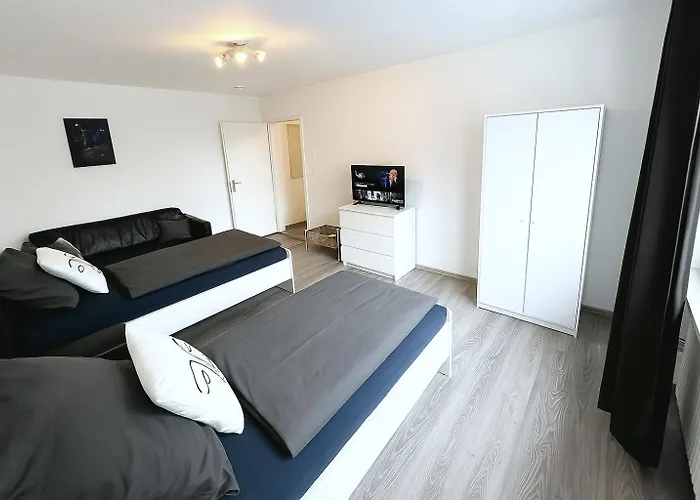 Vaz Haus Langerfeld Fuer Monteure, Tv, Wlan, Kueche, Nahe 3m Und Ede Appartamento Wuppertal