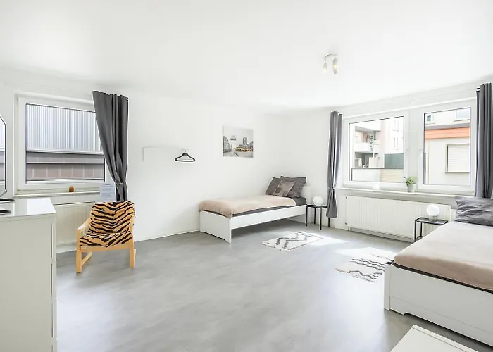 Vaz Haus Langerfeld Fuer Monteure, Tv, Wlan, Kueche, Nahe 3m Und Ede Appartamento