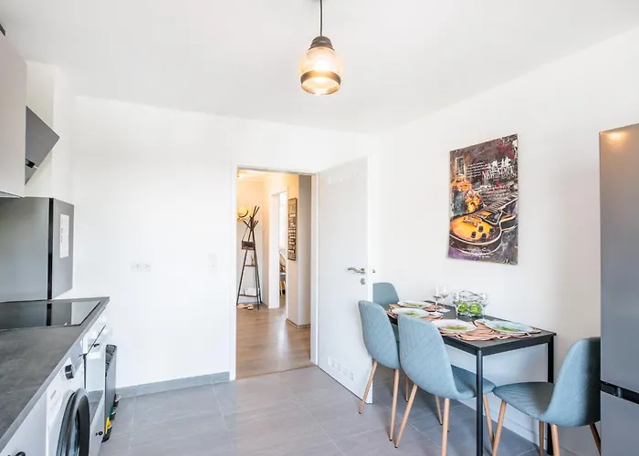 Vaz Haus Langerfeld Fuer Monteure, Tv, Wlan, Kueche, Nahe 3m Und Ede Appartement
